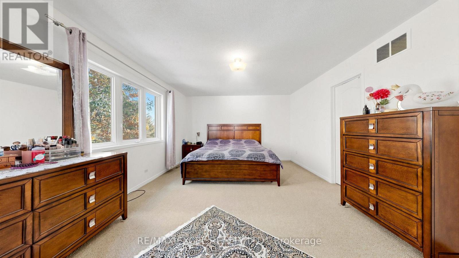 44 Canyon Hill Avenue, Richmond Hill, Ontario  L4C 9T5 - Photo 21 - N14081770