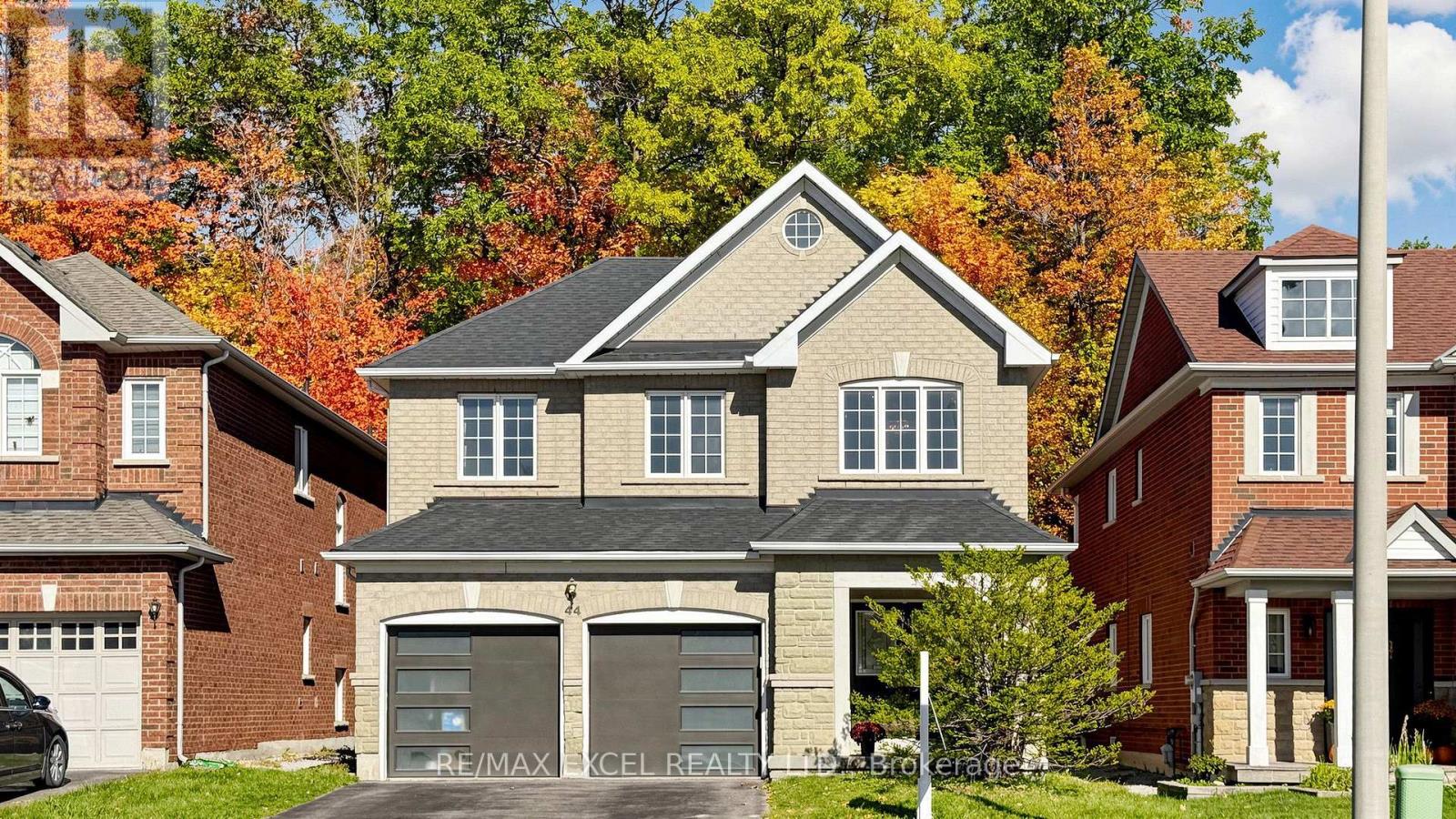 44 Canyon Hill Avenue, Richmond Hill, Ontario  L4C 9T5 - Photo 2 - N14081770