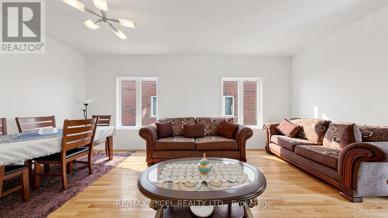 44 Canyon Hill Avenue, Richmond Hill, Ontario  L4C 9T5 - Photo 8 - N14081770