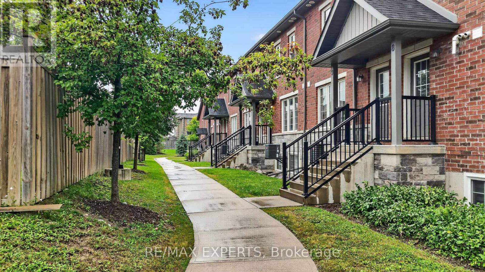 13 - 246 Penetanguishene Road, Barrie (Georgian Drive), Ontario  L4M 7C2 - Photo 2 - S14092650