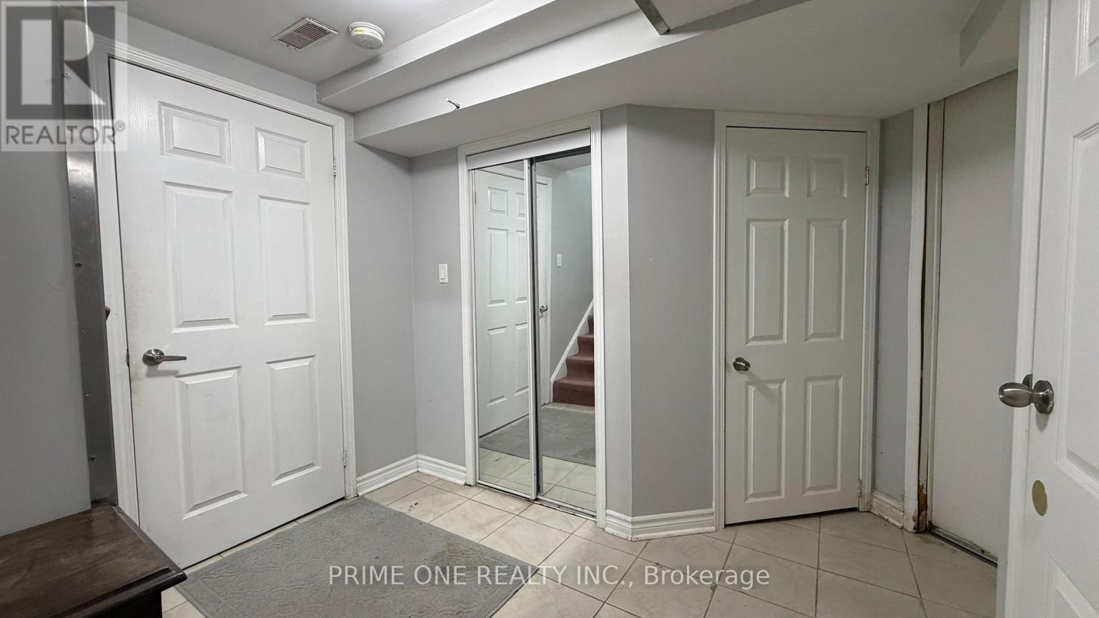 3284 Cactus Gate, Mississauga, Ontario  L5N 8A6 - Photo 3 - W14092596