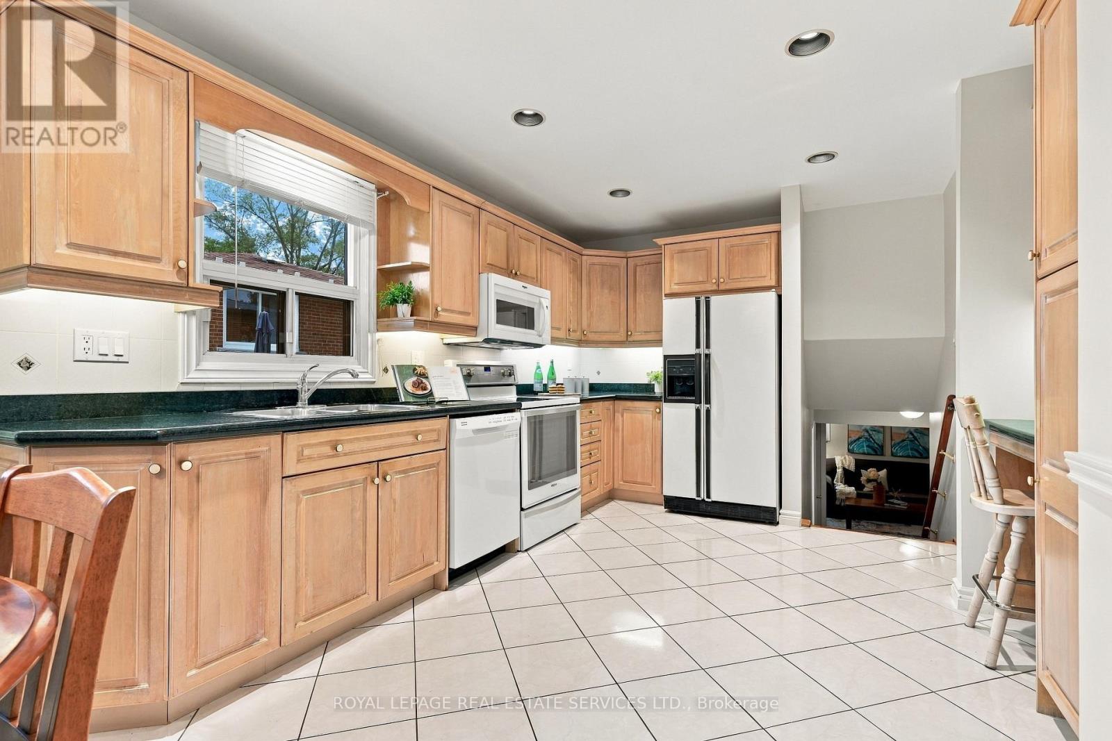 476 Michelle Row, Mississauga, Ontario  L5A 3C3 - Photo 11 - W14092736