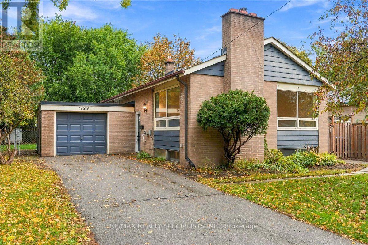 1199 Whittington Road, Mississauga, Ontario L5J 3J8 - Photo 4 - W14092746