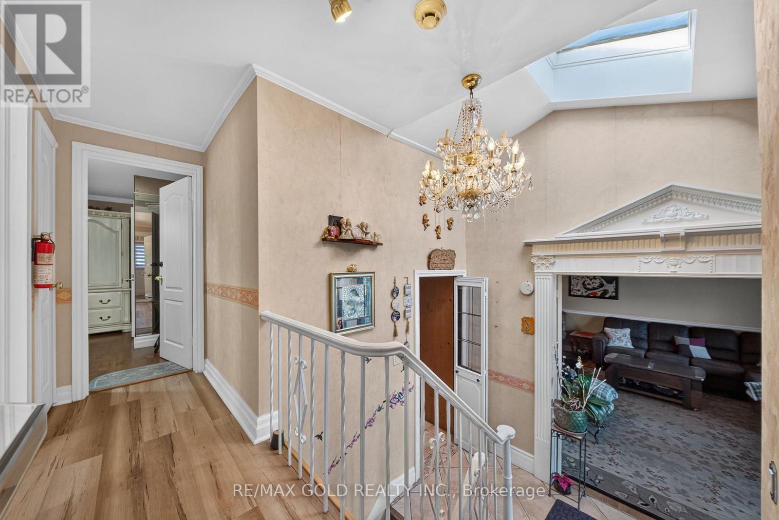 8 Easton Place, Brampton, Ontario  L6T 2A7 - Photo 18 - W14092814