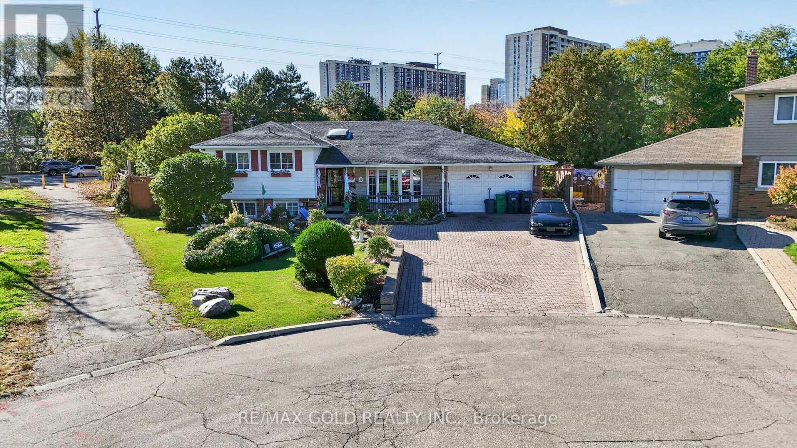 8 Easton Place, Brampton, Ontario  L6T 2A7 - Photo 48 - W14092814
