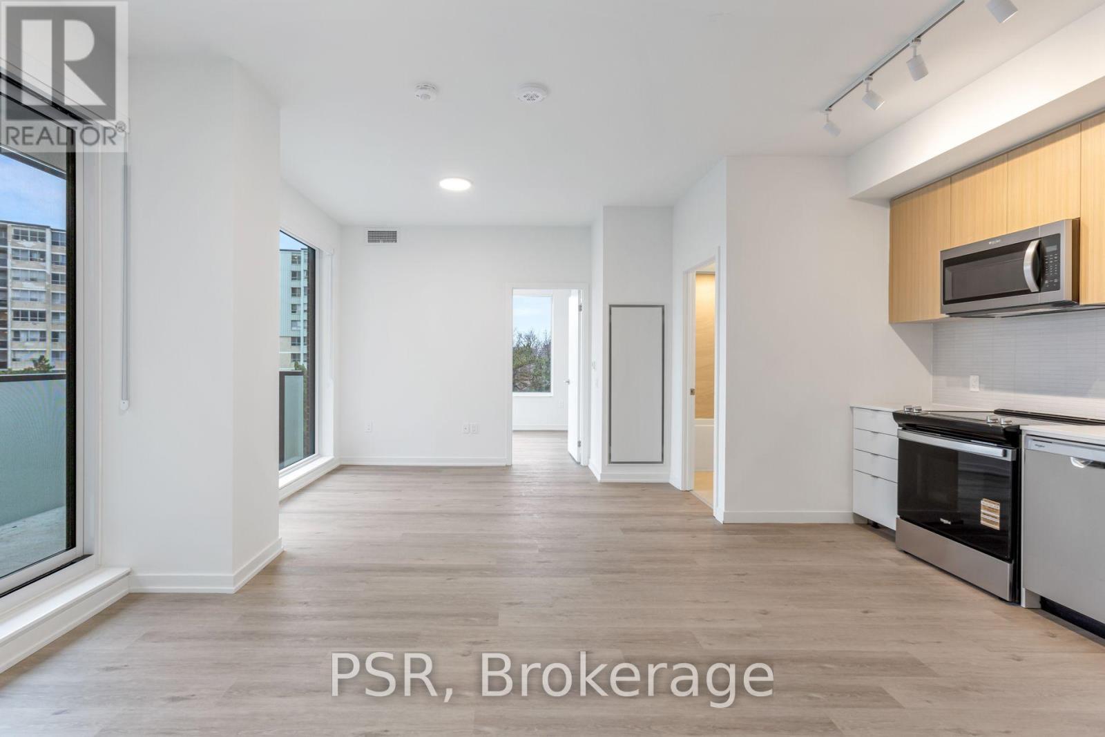304 - 4365 Bloor Street W, Toronto, Ontario M9C 1R3 - Photo 4 - W14092854