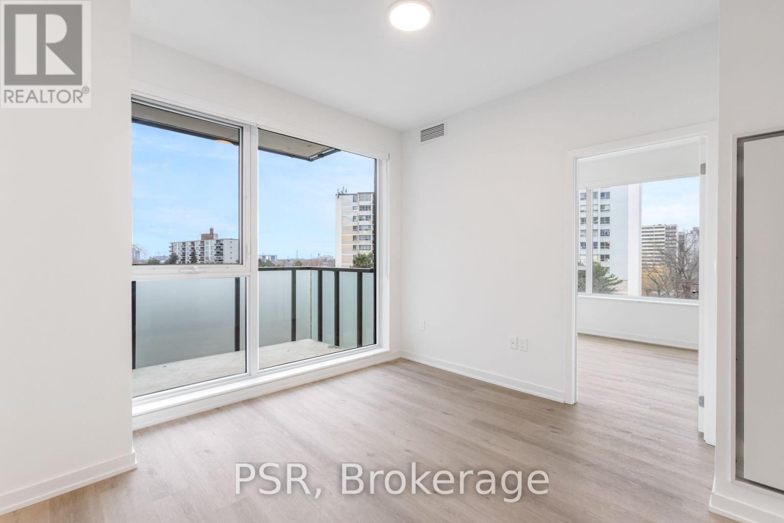 304 - 4365 BLOOR STREET W