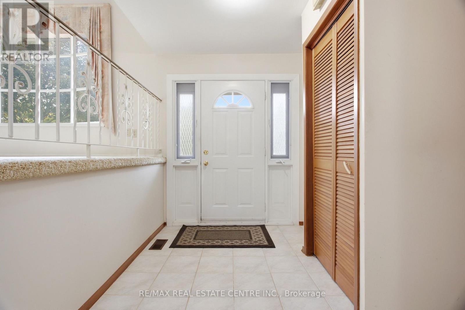 39 Sebas Court, Cambridge, Ontario  N1R 6M4 - Photo 3 - X14092630