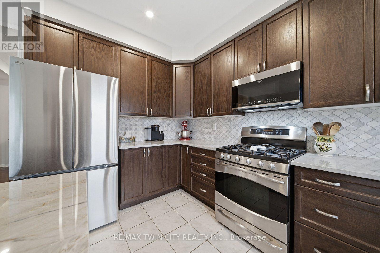 42 Stephenson Road, Brantford, Ontario N3S 0B2 - Photo 6 - X14092674