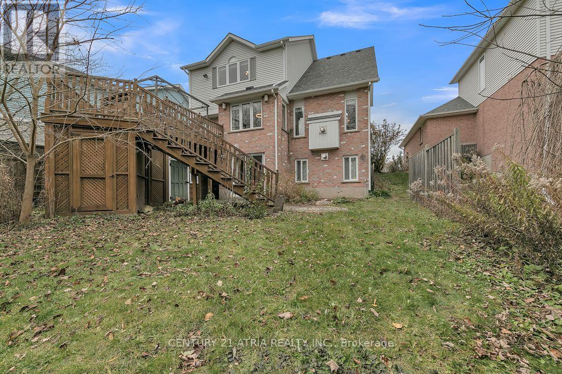 51 Oliver Court, Kitchener, Ontario  N2N 3E7 - Photo 3 - X14092810