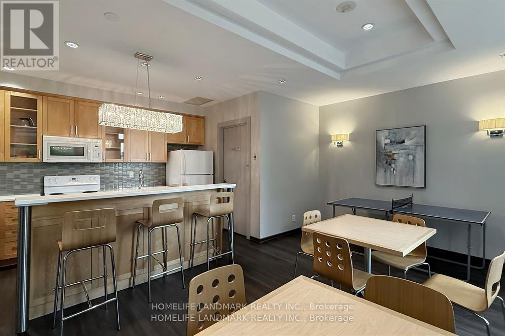 908 - 212 Eglinton Avenue E, Toronto, Ontario M4P 0A3 - Photo 17 - C14091146