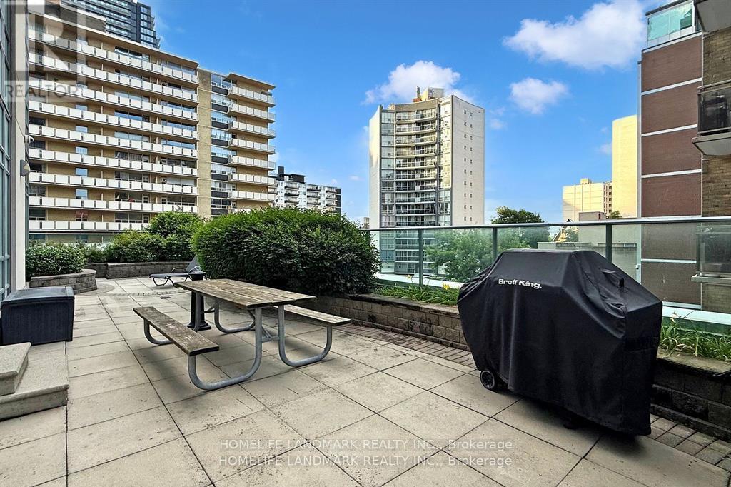 908 - 212 Eglinton Avenue E, Toronto, Ontario M4P 0A3 - Photo 13 - C14091146