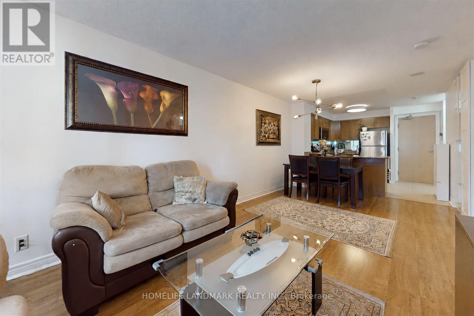 908 - 212 Eglinton Avenue E, Toronto, Ontario M4P 0A3 - Photo 2 - C14091146