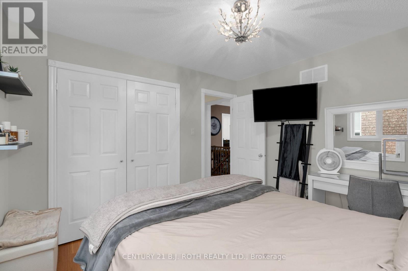 237 Pringle Drive, Barrie, Ontario  L4N 0P4 - Photo 21 - S14081382
