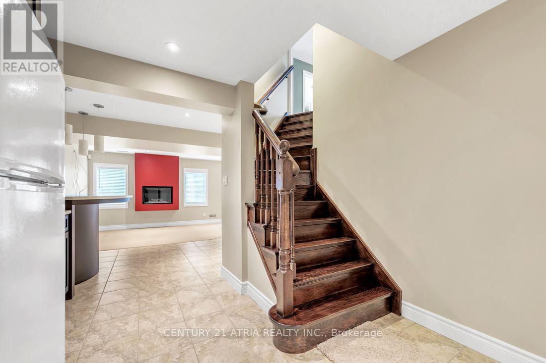 51 Oliver Court, Kitchener, Ontario  N2N 3E7 - Photo 17 - X14092810