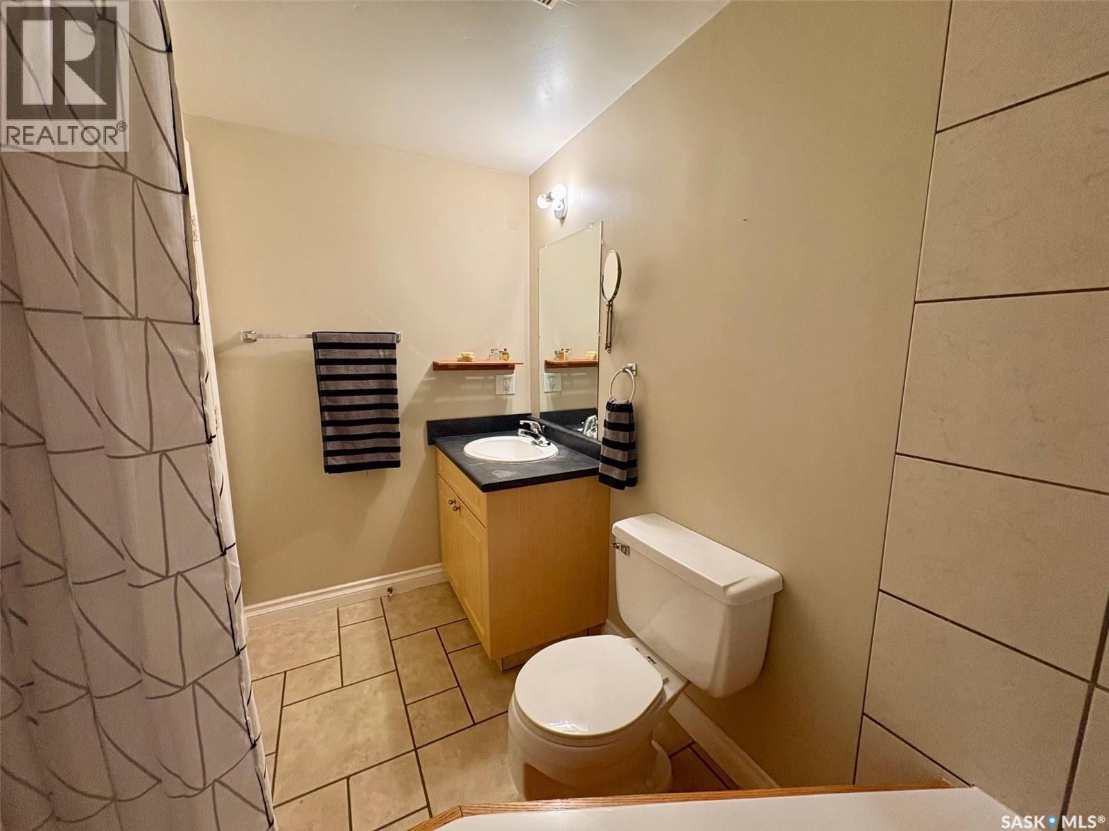 14 3809 Luther Place, Saskatoon, Saskatchewan  S7H 4B1 - Photo 13 - SK051397