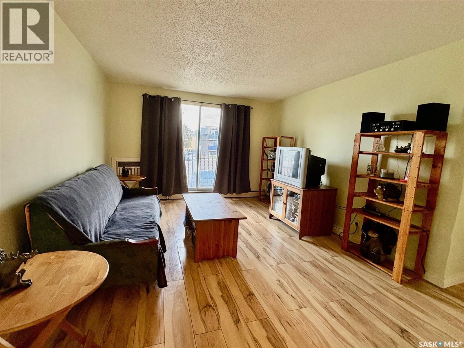 14 3809 Luther Place, Saskatoon, Saskatchewan  S7H 4B1 - Photo 6 - SK051397