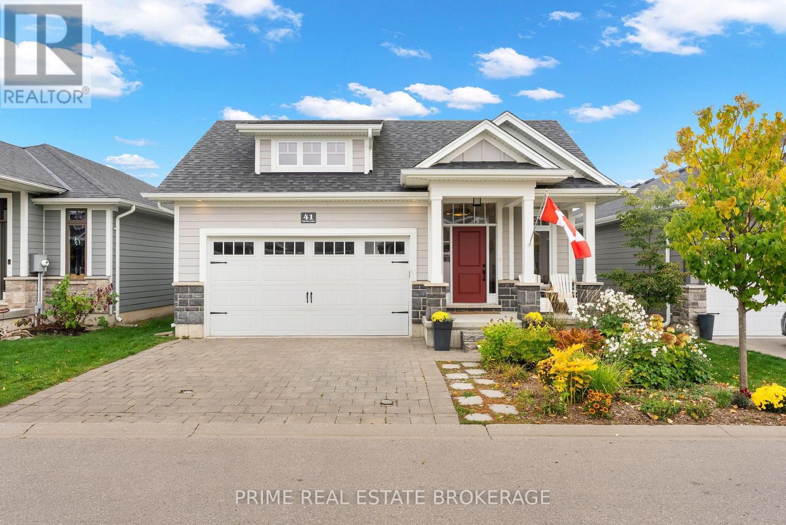 41 SUNRISE LANE, Lambton Shores, Ontario