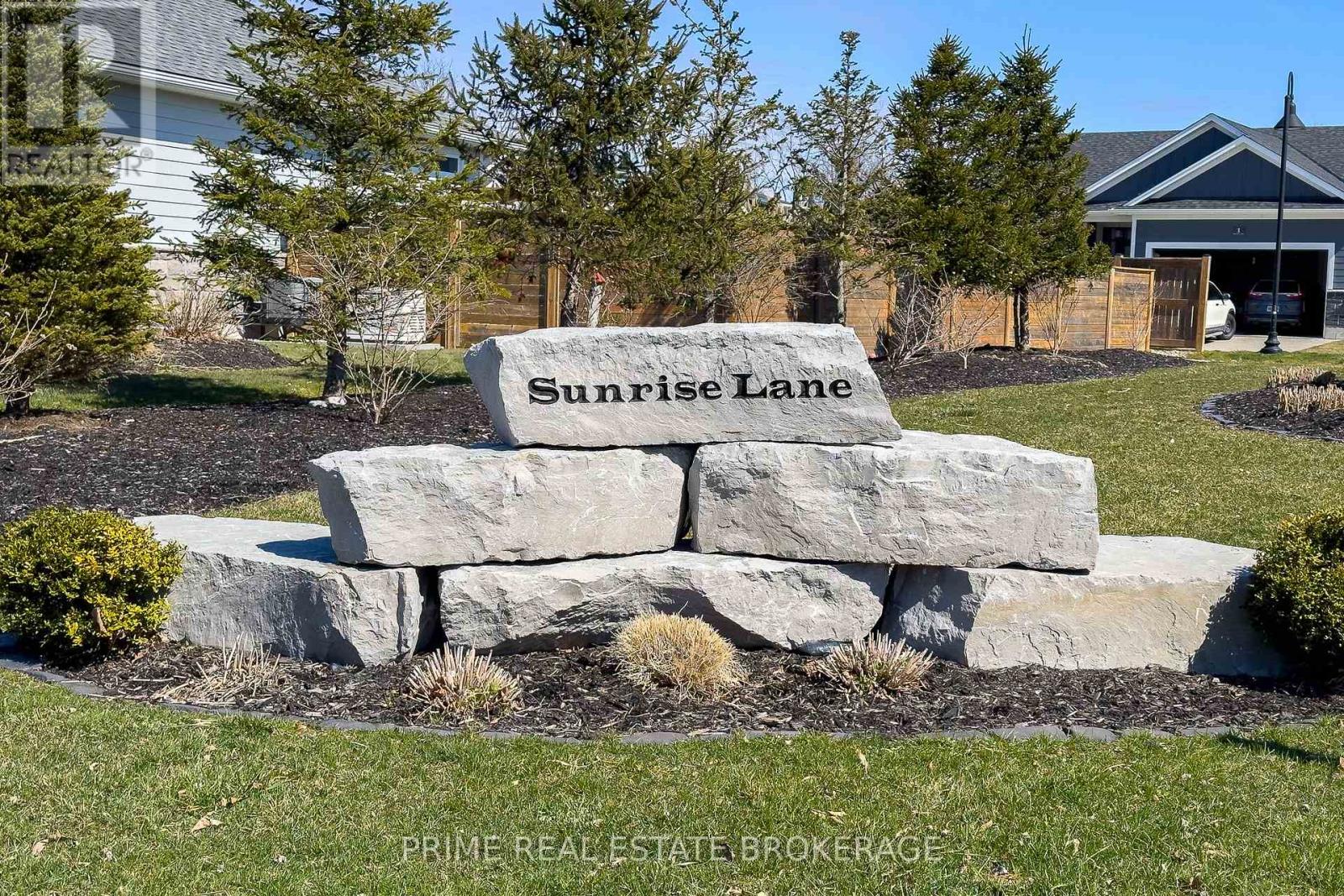 41 Sunrise Lane, Lambton Shores, Ontario  N0M 1T0 - Photo 49 - X14092954