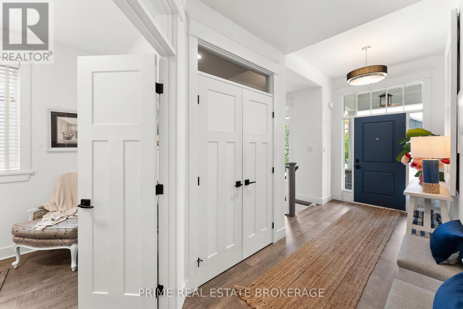 41 Sunrise Lane, Lambton Shores, Ontario  N0M 1T0 - Photo 5 - X14092954