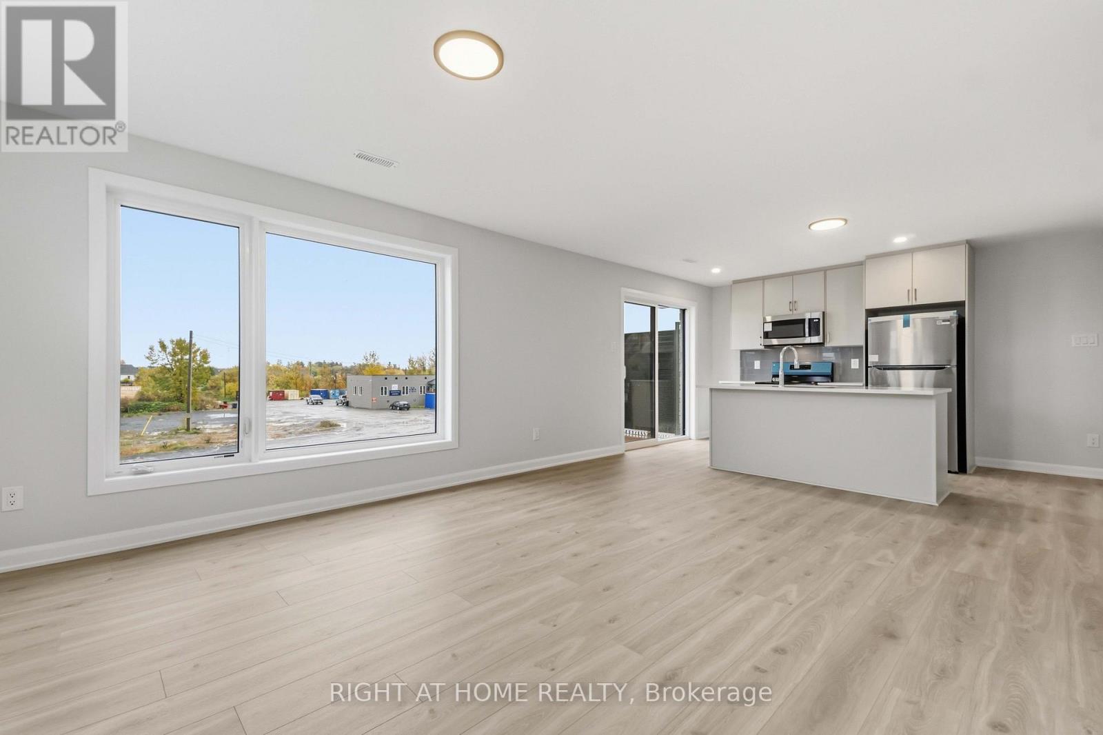 201 Glenroy Gilbert Drive, Ottawa, Ontario  K2J 5G3 - Photo 13 - X14093018