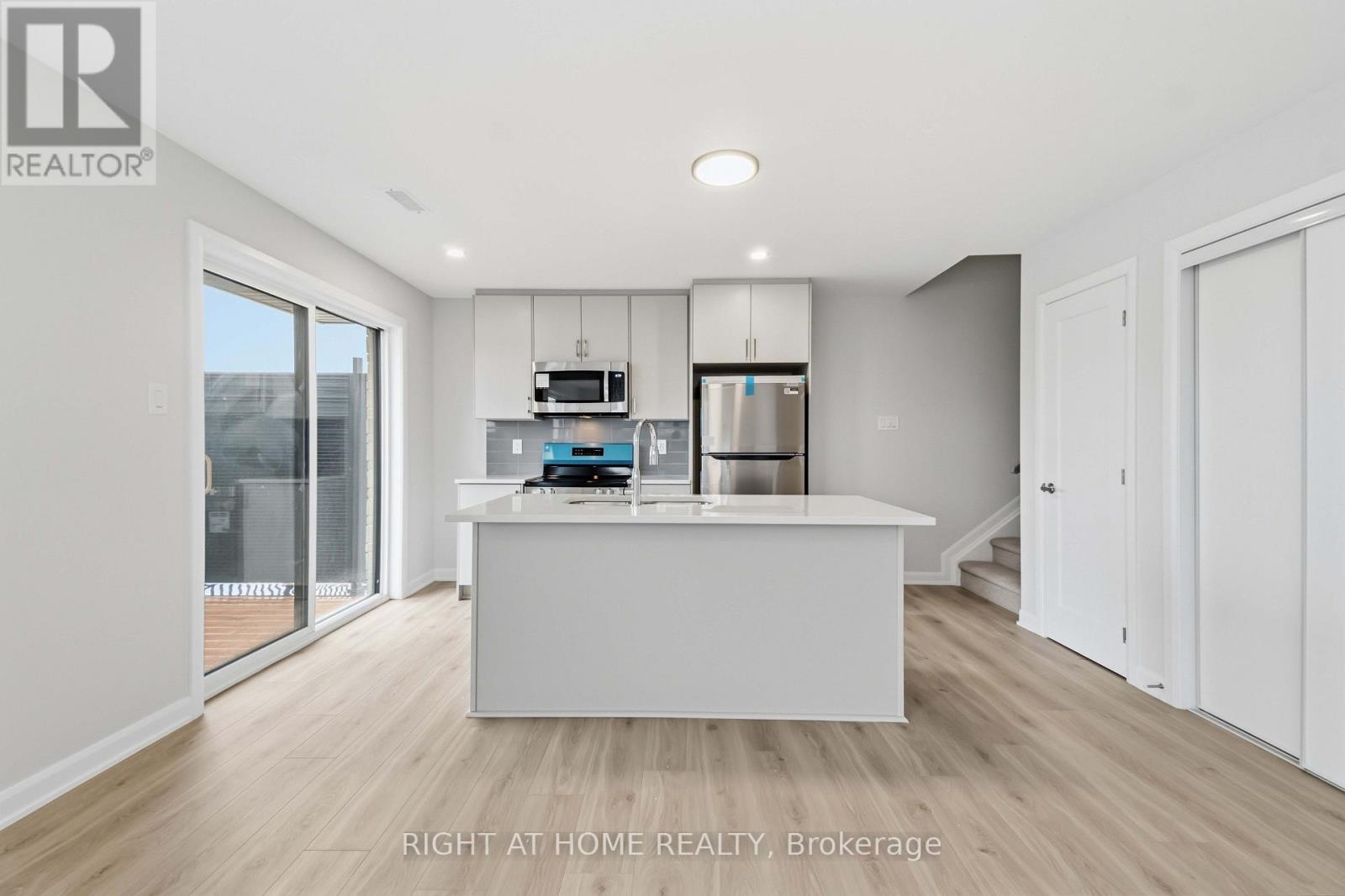 201 Glenroy Gilbert Drive, Ottawa, Ontario  K2J 5G3 - Photo 15 - X14093018