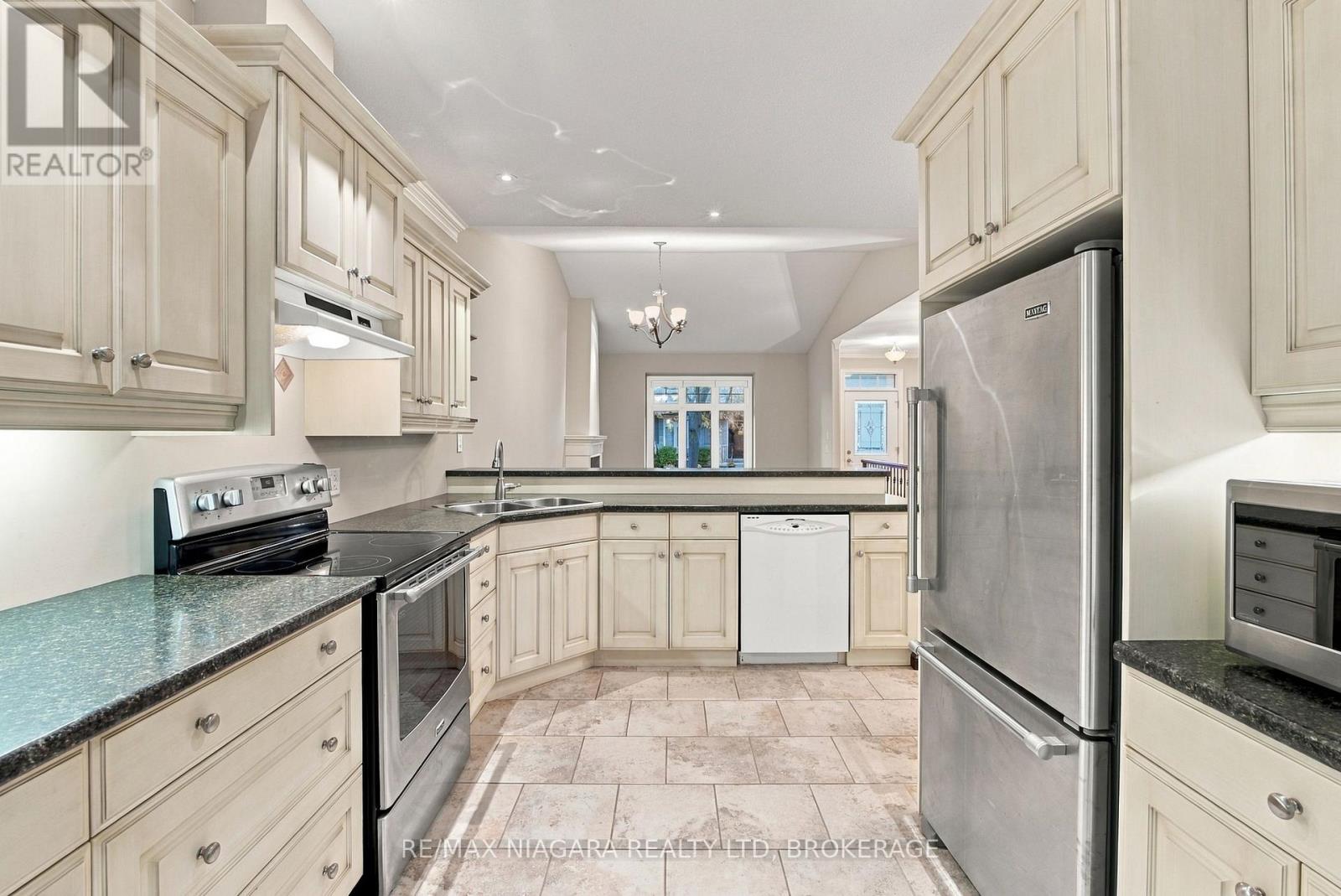 17 - 92 Loretta Drive, Niagara-On-The-Lake (Virgil), Ontario  L0S 1T0 - Photo 13 - X14092902
