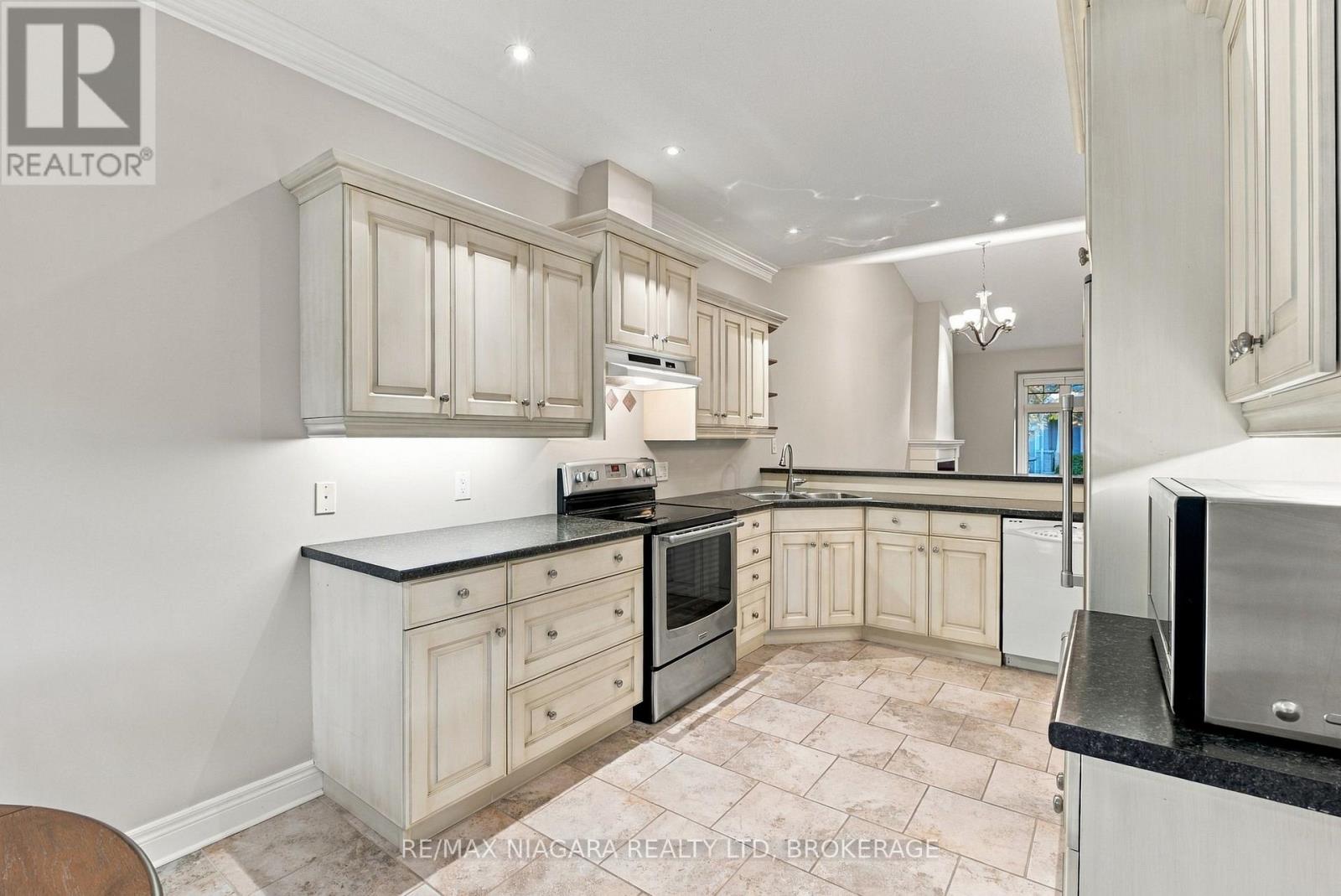 17 - 92 Loretta Drive, Niagara-On-The-Lake (Virgil), Ontario  L0S 1T0 - Photo 14 - X14092902