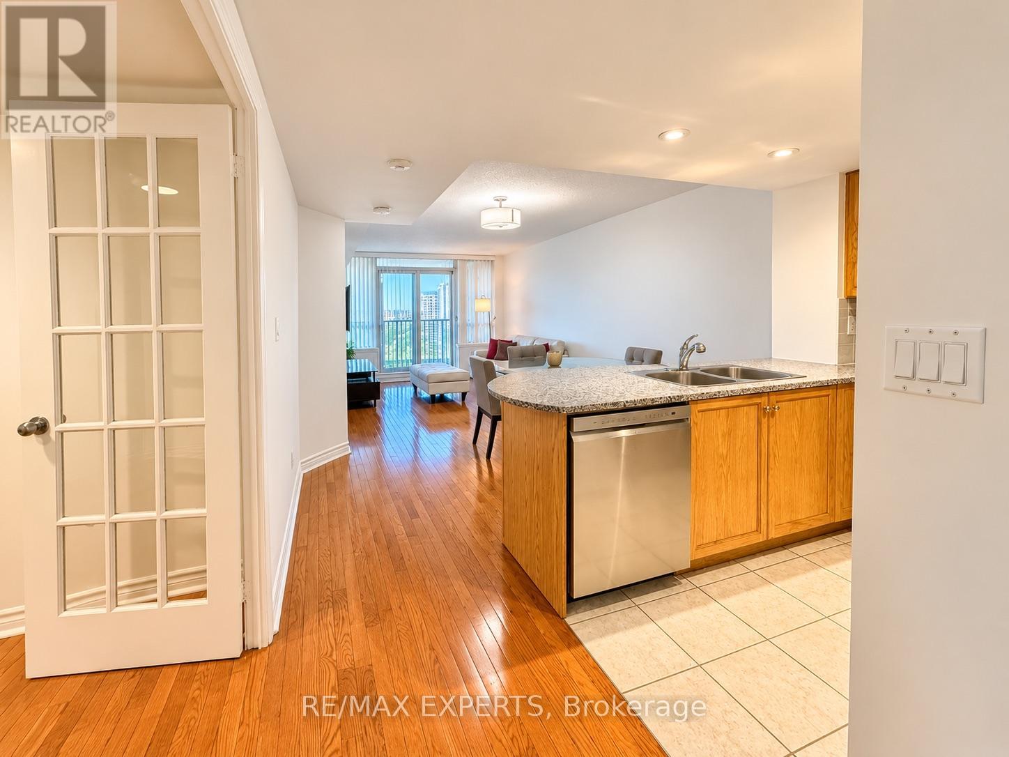 1603 - 8 Rean Drive, Toronto, Ontario  M2K 3B9 - Photo 8 - C14092942