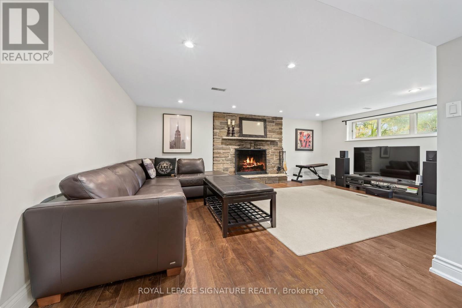 4 Moss Street, Toronto, Ontario  M1E 2B6 - Photo 18 - E14093010