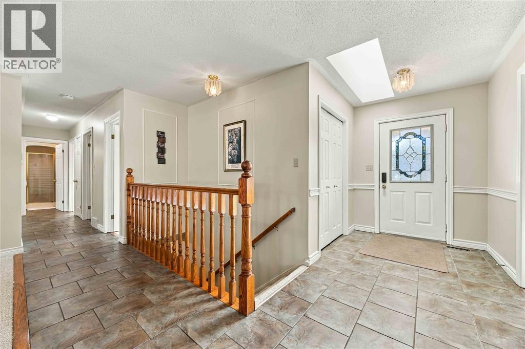 463 Althouse COURT Sarnia Ontario Canada N7S6C1 5