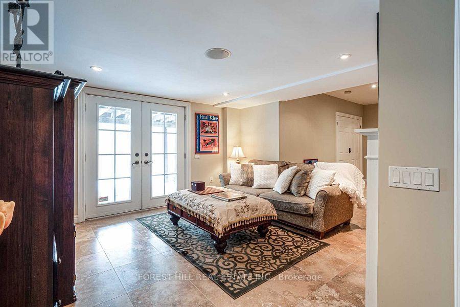 22 Deanbank Drive, Markham (Thornhill), Ontario  L3T 1Z3 - Photo 8 - N14092880