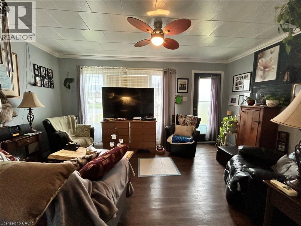 380 Limit Street, Massey, Ontario  P0P 1P0 - Photo 11 - 40872310