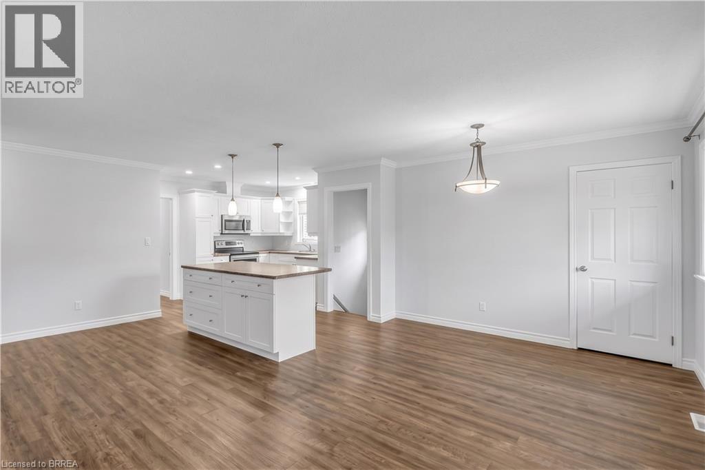 7 Willowdale Street, Brantford, Ontario  N3T 0L3 - Photo 9 - 40856653