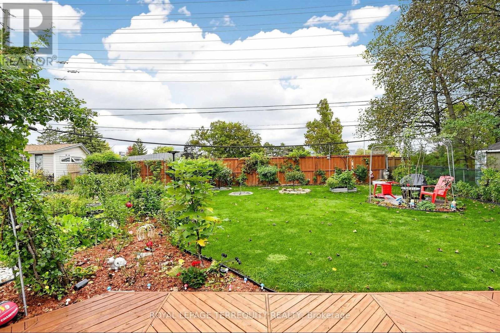 3253 Ibbetson Crescent, Mississauga, Ontario  L5C 1Z1 - Photo 24 - W14092906