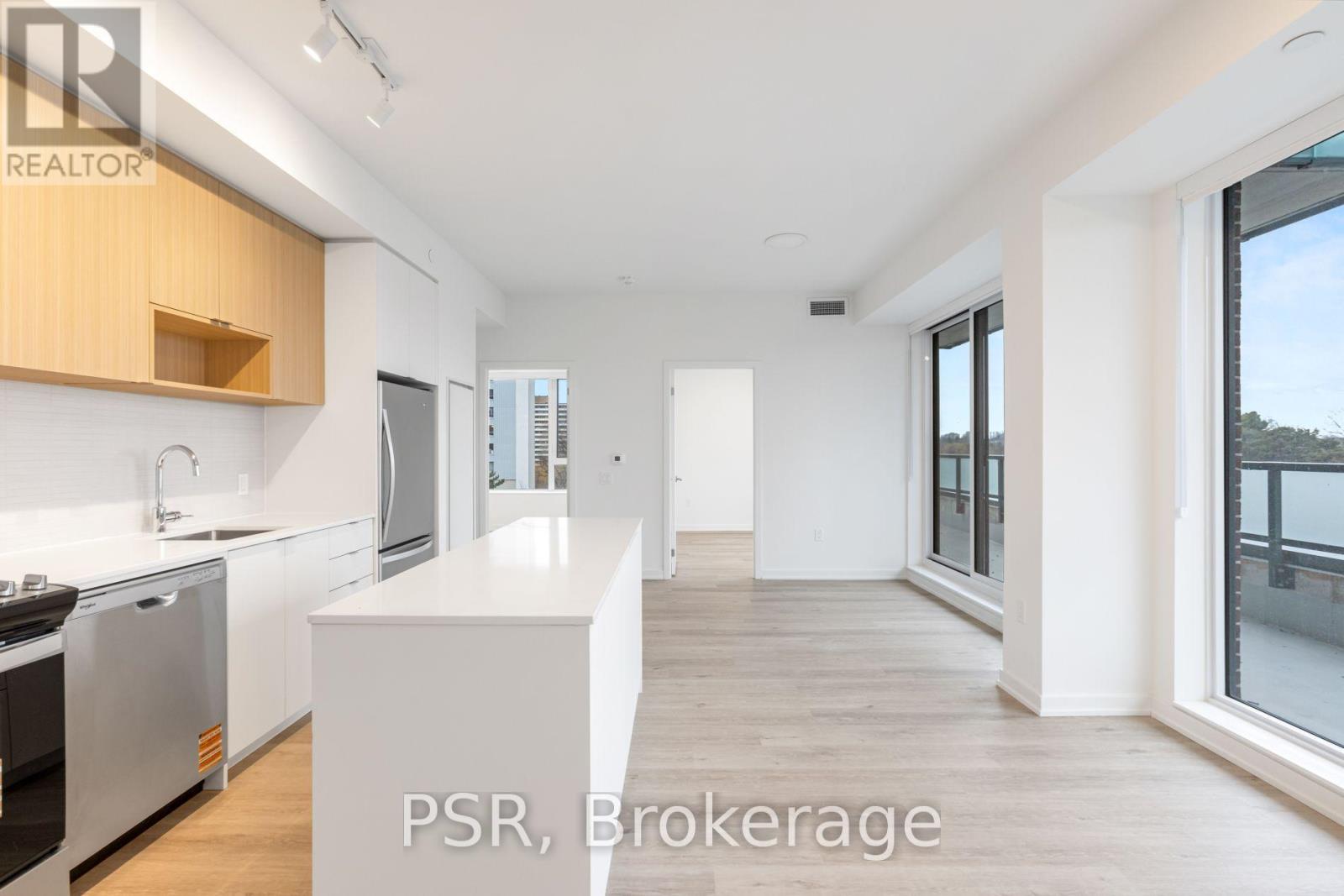 409 - 4365 Bloor Street W, Toronto, Ontario M9C 1R3 - Photo 3 - W14092976