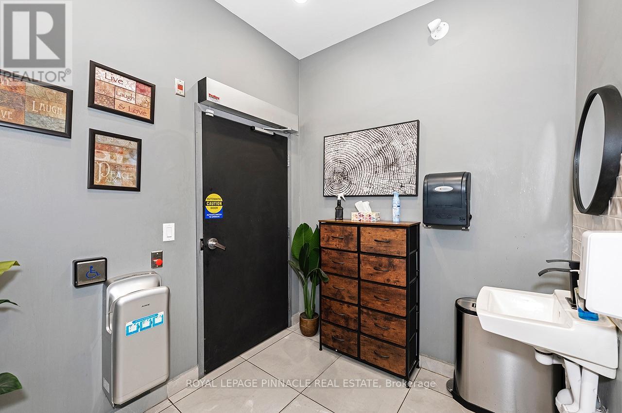 63 - 3700 Eglinton Avenue W, Mississauga, Ontario  L5M 2R9 - Photo 23 - W14093004