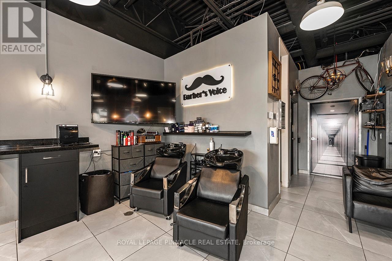 63 - 3700 Eglinton Avenue W, Mississauga, Ontario  L5M 2R9 - Photo 8 - W14093004