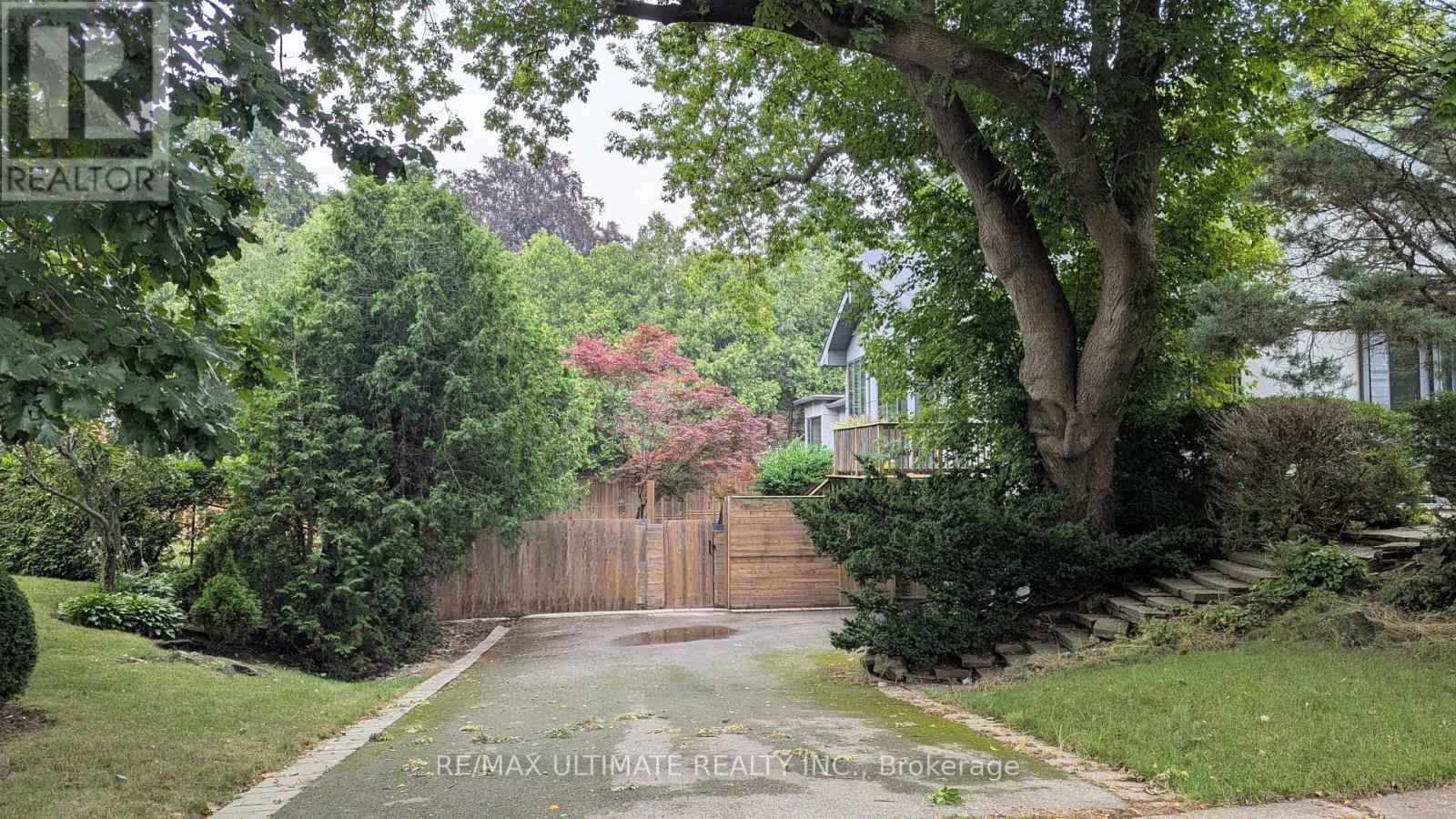 Lower - 1101 Lakeshore Road W, Oakville, Ontario  L6L 1E7 - Photo 4 - W14093024