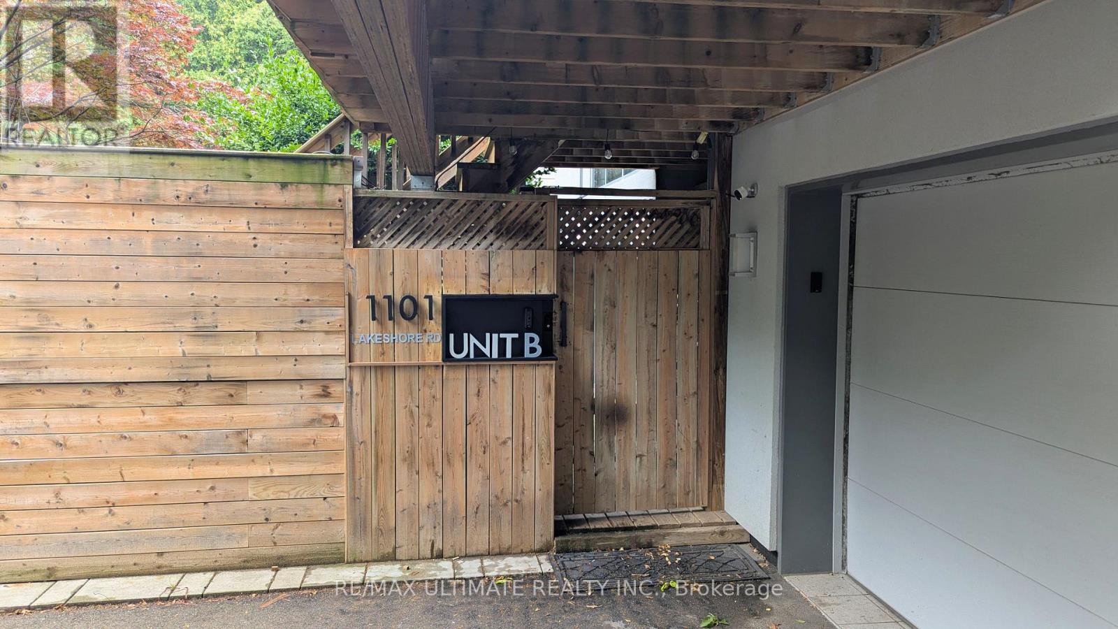 Lower - 1101 Lakeshore Road W, Oakville, Ontario  L6L 1E7 - Photo 6 - W14093024