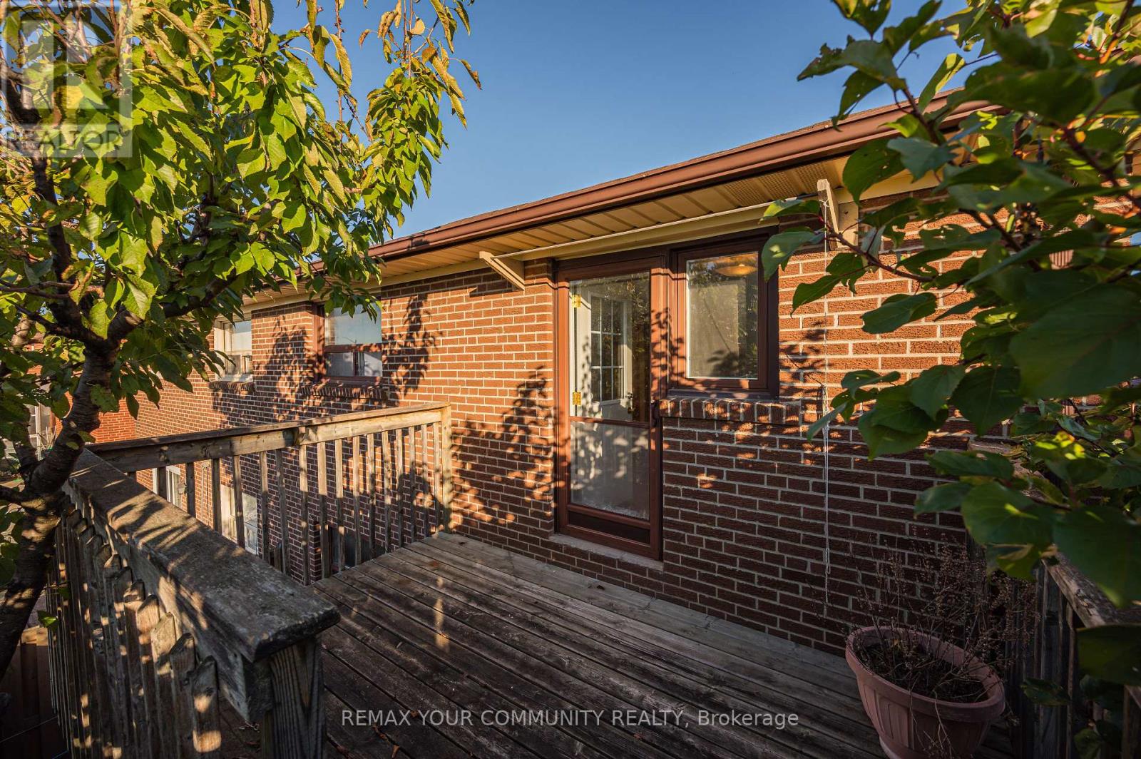 11 Anthia Drive, Toronto, Ontario  M9L 1K6 - Photo 24 - W14093032