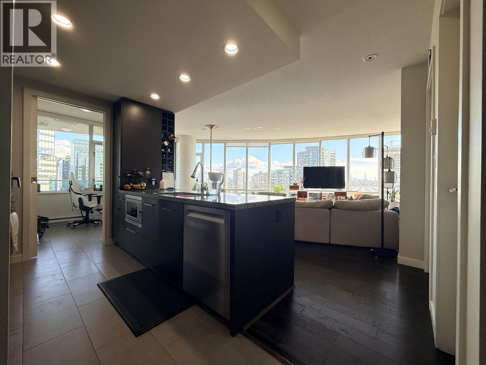 1803 833 Homer Street, Vancouver, British Columbia  V6B 0H4 - Photo 3 - R3176426