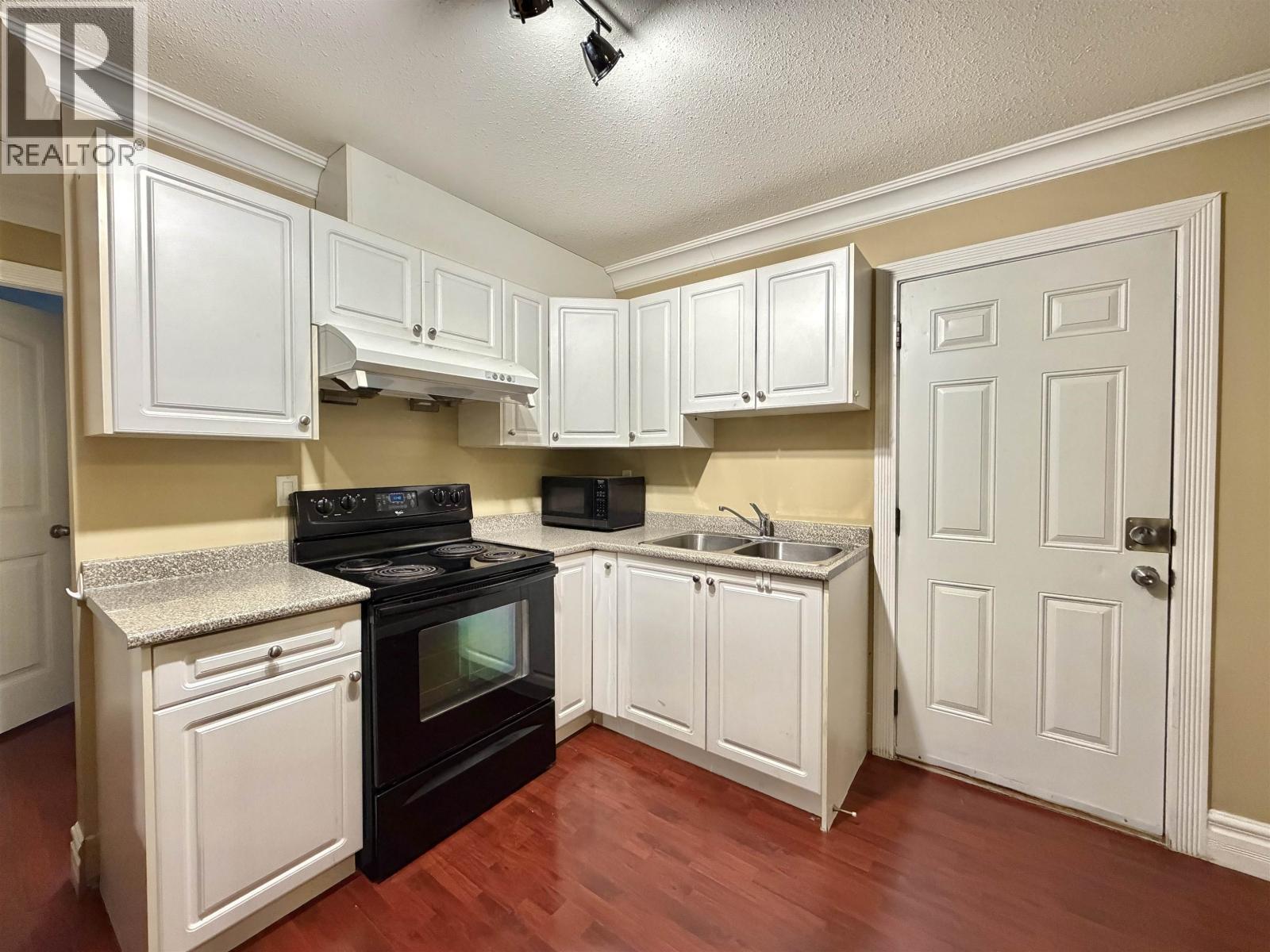 1bd 7730 Nelson Avenue, Burnaby, British Columbia  V5J 4C9 - Photo 4 - R3176428