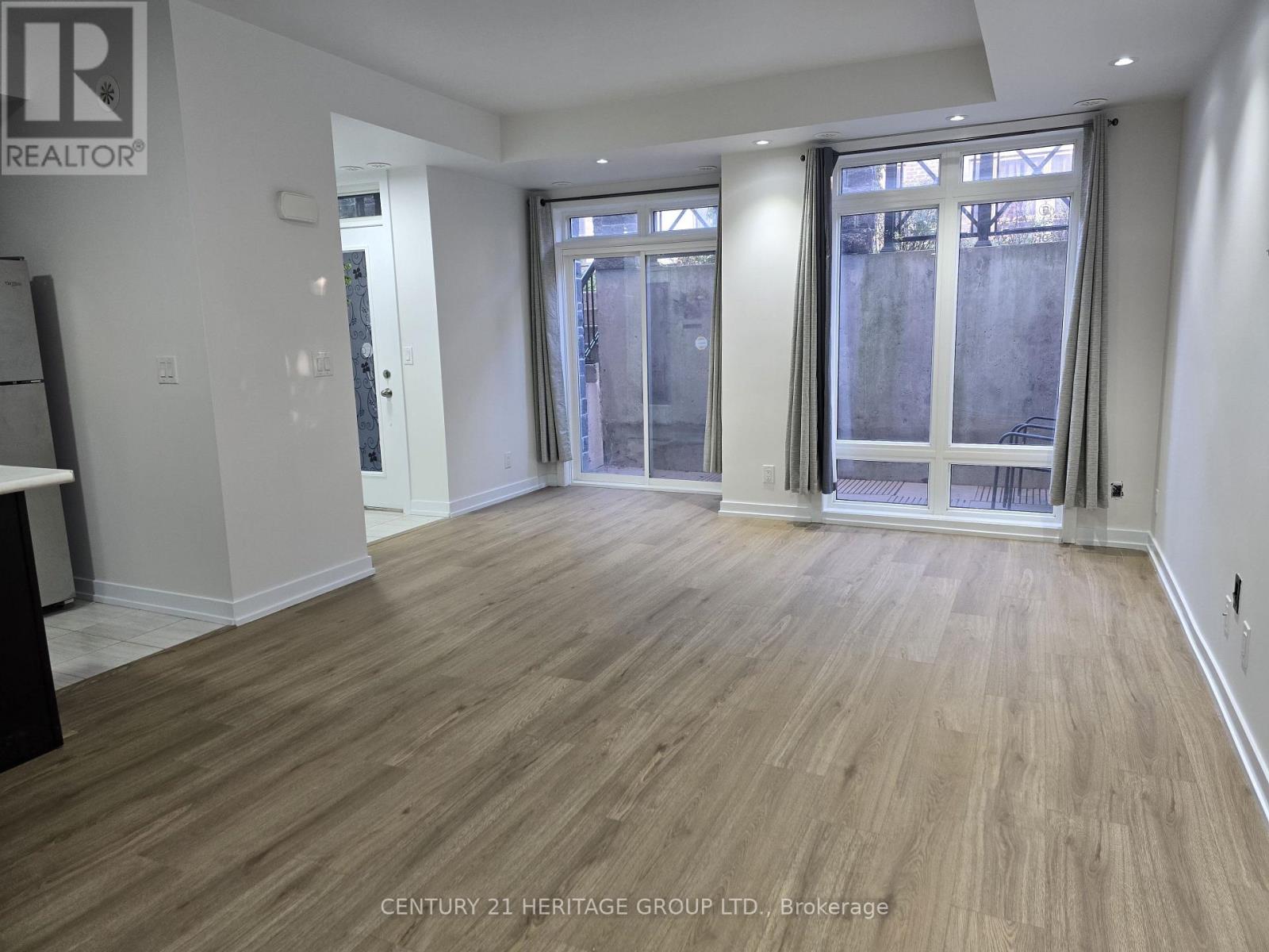 309 - 20 Dunsheath Way, Markham, Ontario  L6B 1N3 - Photo 5 - N14092704