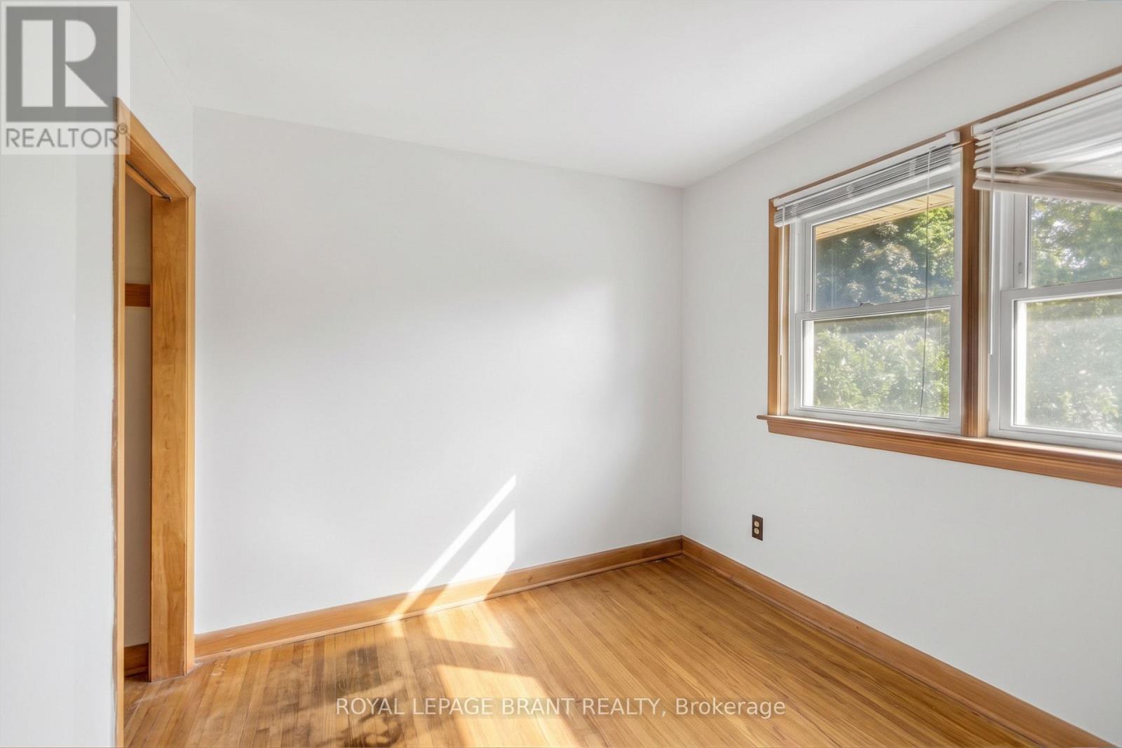 7 Willowdale Street, Brant, Ontario  N3T 5L7 - Photo 18 - X13723814