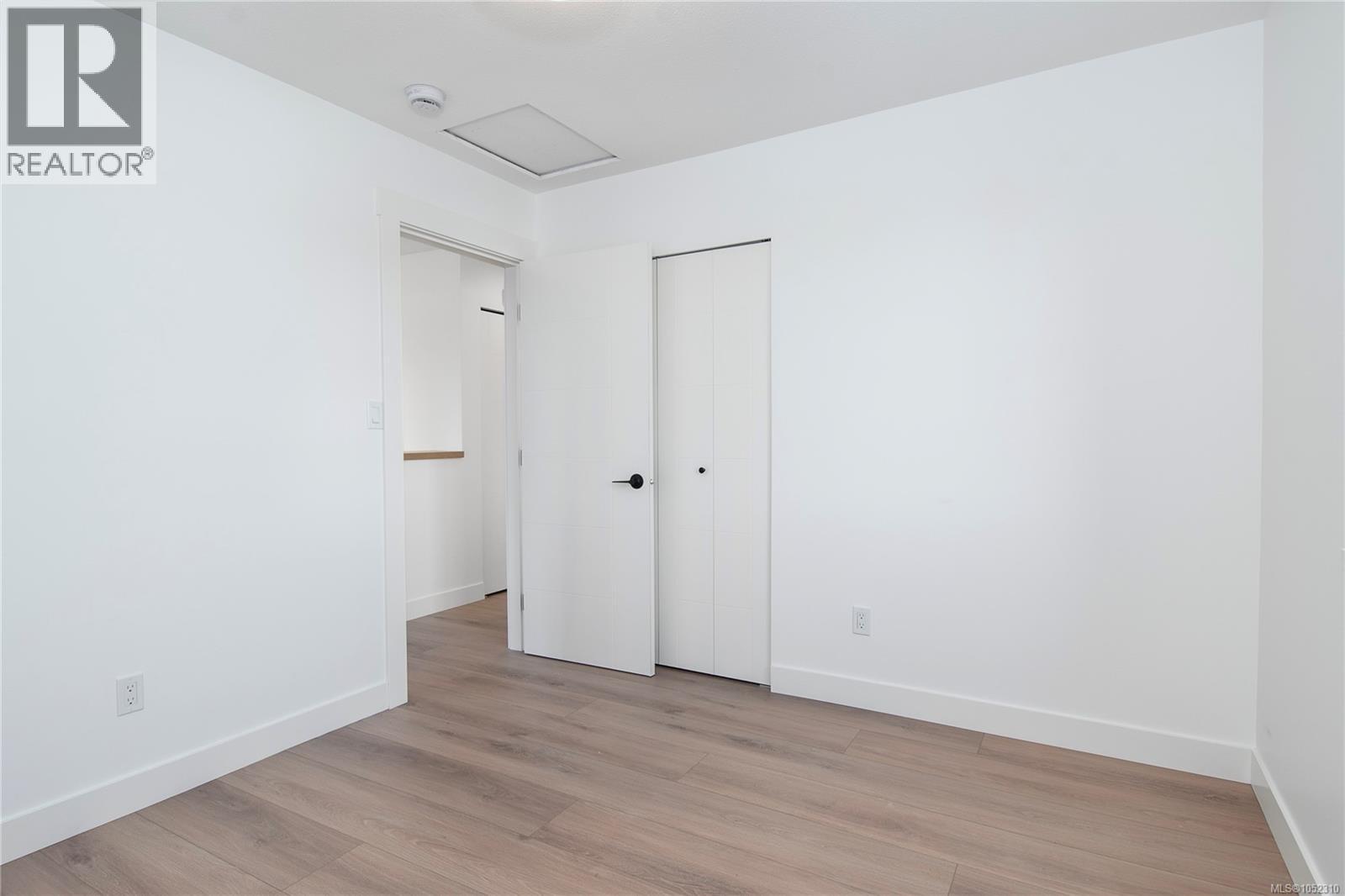 65 Barlow Rd