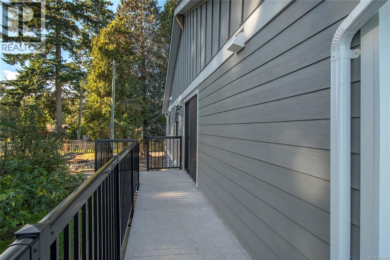 65 Barlow Rd