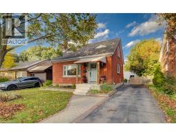 36 CRESTWOOD Avenue, Kitchener, Ontario