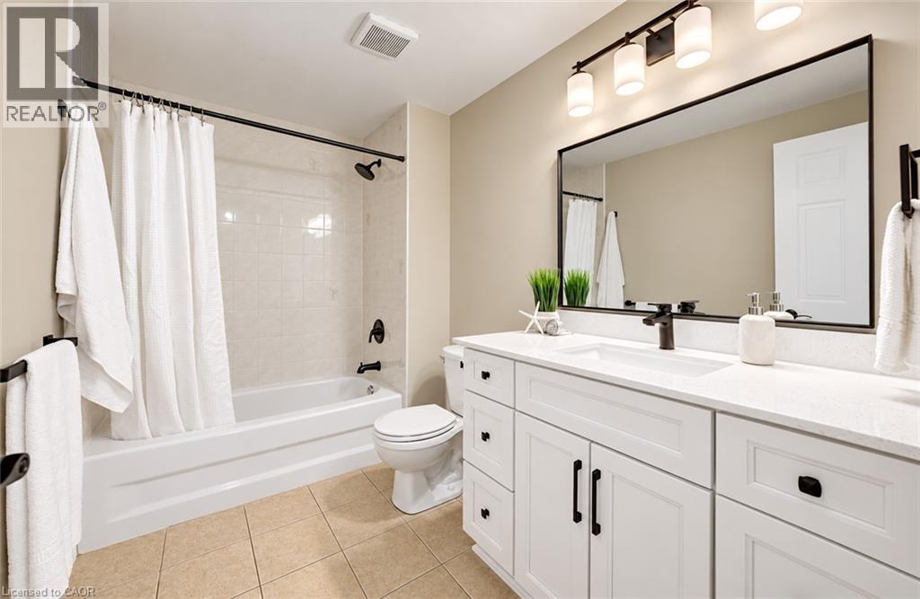 457 Annapolis Court, Waterloo, Ontario  N2K 4F8 - Photo 21 - 40871196