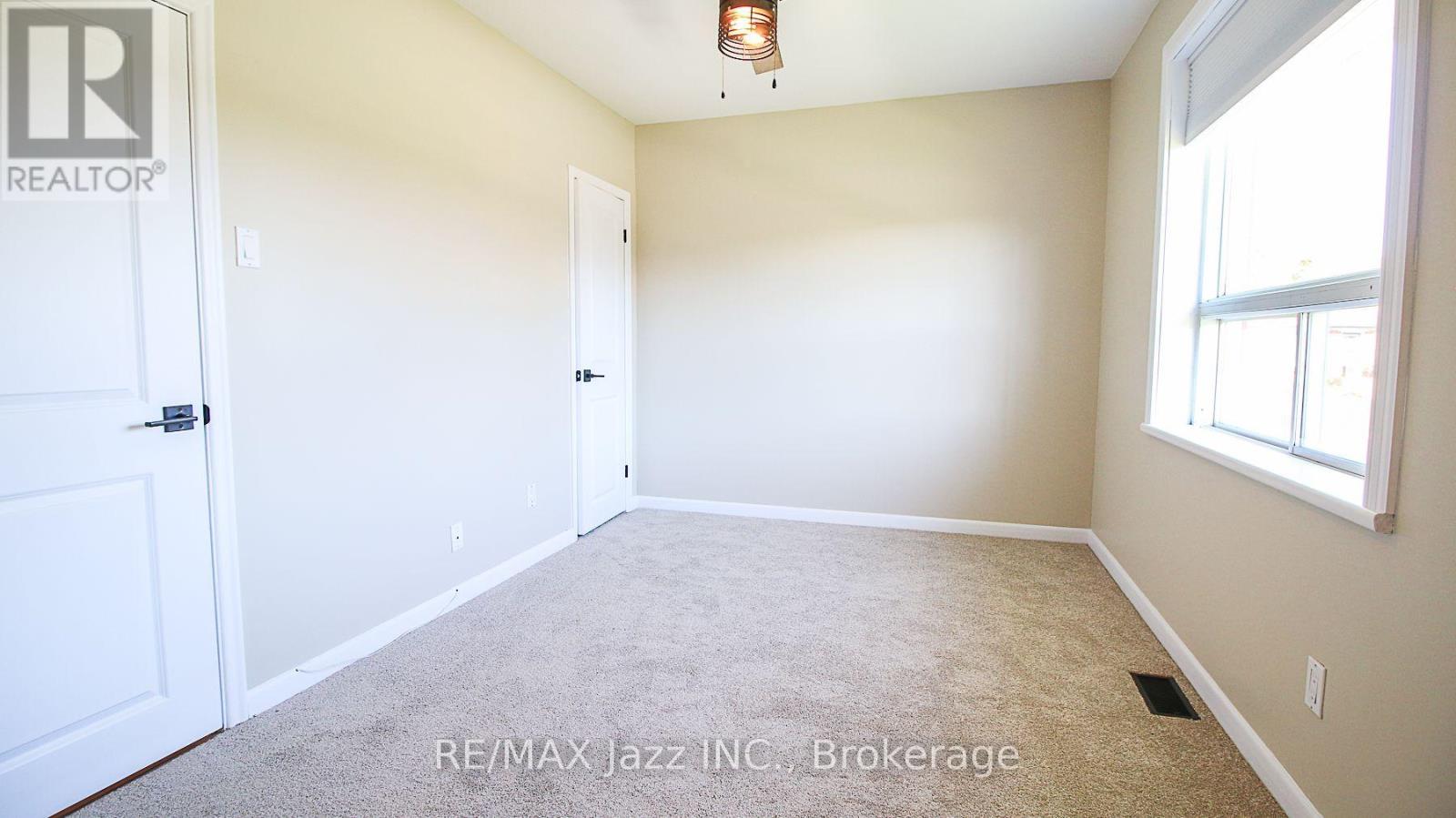 729 Lakeview Avenue, Oshawa, Ontario  L1J 1B7 - Photo 10 - E14093006